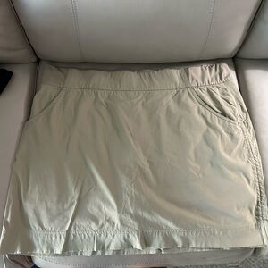 Columbia Beige skort
